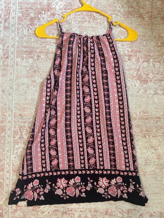 NWT Maternity LOFT Black and Pink Floral Halter Cami Top - Picture 3 of 4